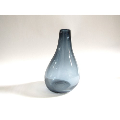 7171 - A Scandinavian style 1960's midnight blue glass gourd form vase. 22.5cm high