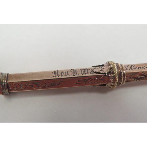 1281 - A sliding pen and pencil, with inscription 1885, agate shield top   (C)