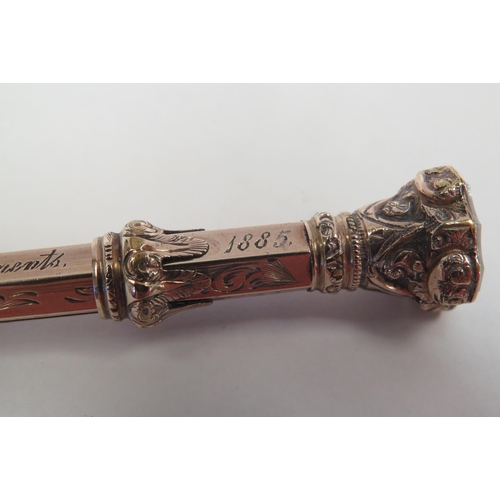 1281 - A sliding pen and pencil, with inscription 1885, agate shield top   (C)