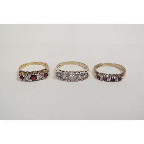 1287 - Three dress rings including an 