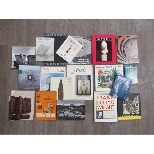 7574 - A collection of art books and catalogues on sculpture and architecture including Henry Moore , Frank... 