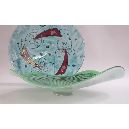 7148 - A large art glass dish with green swirl design, signed Ourglass 2007 to base, 34cm diameter and a la... 