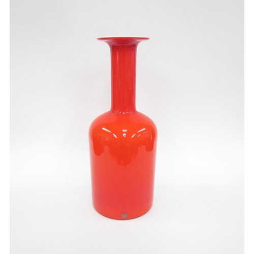 7233 - A Holmegaard large red and white glass Gul vase by Otto Brauer with original label, 44cm high