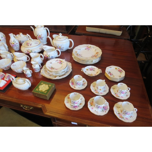 1026 - A good quantity of Royal Crown Derby china 