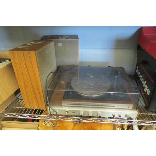 1414 - A Sony HMP-20 music system with turntable, together with speakers. A Toshiba RT-6035 'boombox' in re... 