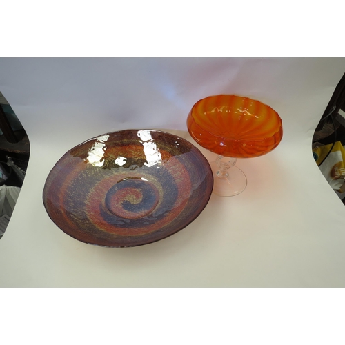 1459 - A Murano glass bowl in orange, bronze and gold with an orange glass candy dish (2)