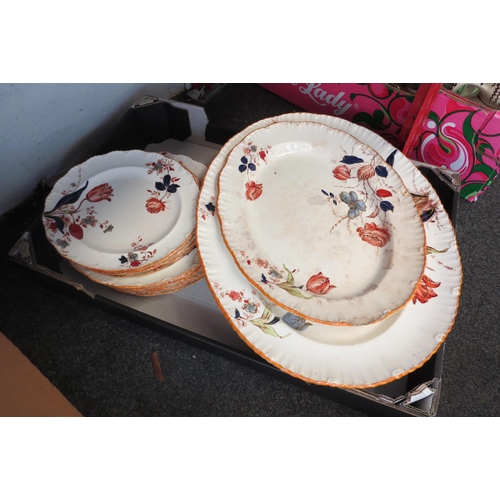 1199 - A selection of Copeland late Spode platters, plates and soups a/f