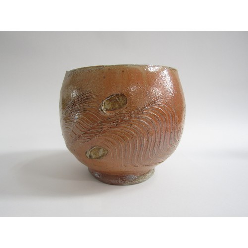 7081 - RUTHANNE TUDBALL (b.1948): Stoneware salt glaze bowl with combed grooving and finger pressed marks. ... 