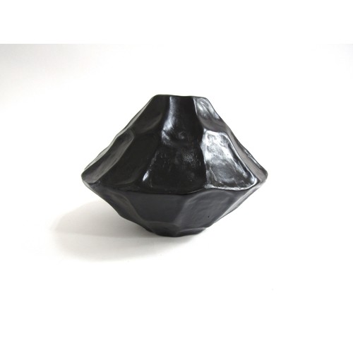 7127 - MONIQUE BEAUVAL: Brutalist stoneware vase with black glaze, 16cm high