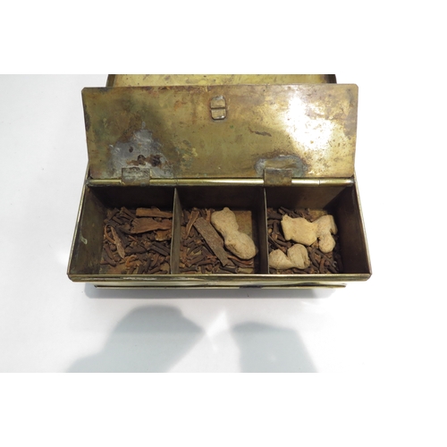 4431 - A Georgian brass spice box with original grater  (R)  £50