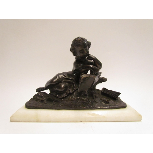 4204 - A bronze of a girl reading a book on marble base, 18cm tall x 27cm long    (R) £15