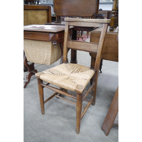 2193 - An oak rush seat   (D)