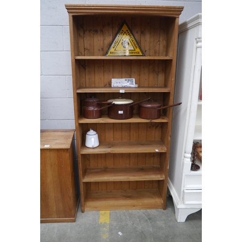 2316 - A pine six tier shelving unit   (R) £30