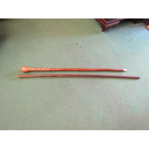 4248 - A Zulu fighting stick and ceremonial knobkerrie, given to the vendor in Southern Africa 45 years ago