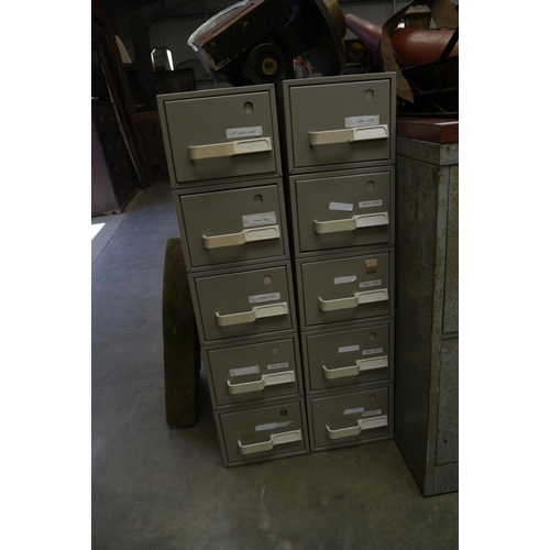 2013 - A set of 10 metal index and filing drawers   (R) £30