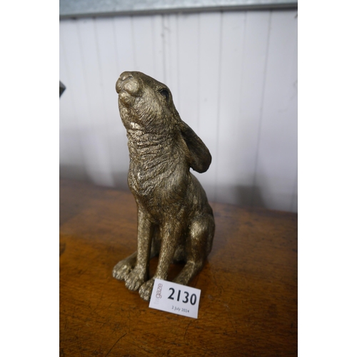 2130 - A resin bronze hare moongazing   (R) £25