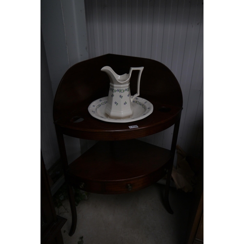 2160 - A Victorian washstand with bowl and jug