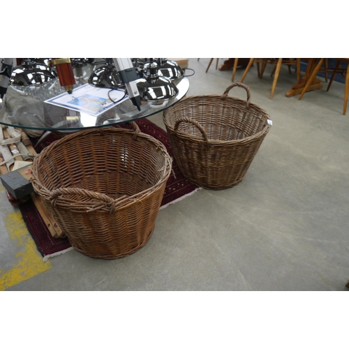 2282 - Two wicker baskets