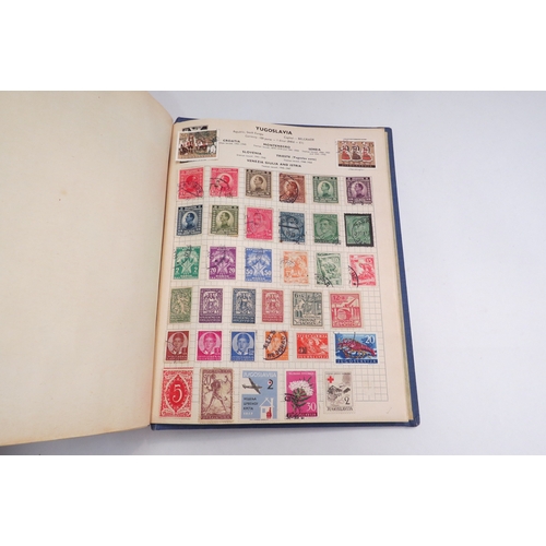 4435 - A large collection of World stamps (1000's) Swiftsure Album (E) £20-30