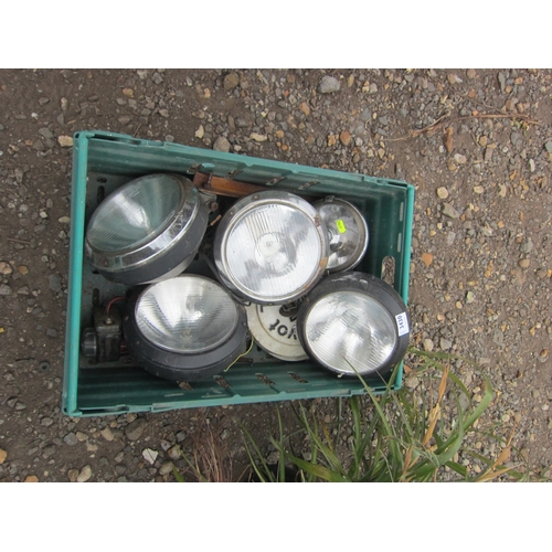 3430 - A box of mixed car lights