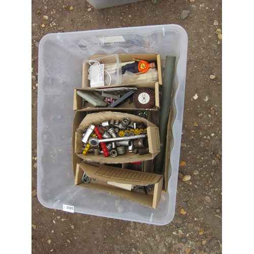 3505 - A box of mixed including sockets, etc