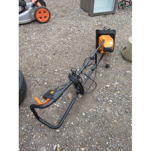 3526 - A VonHaus rotavator.  DTI Failure: Please see information pages