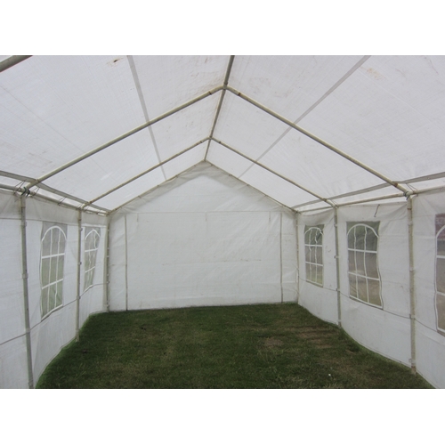 3538 - A marquee with side panels, approx. 25' x 13'