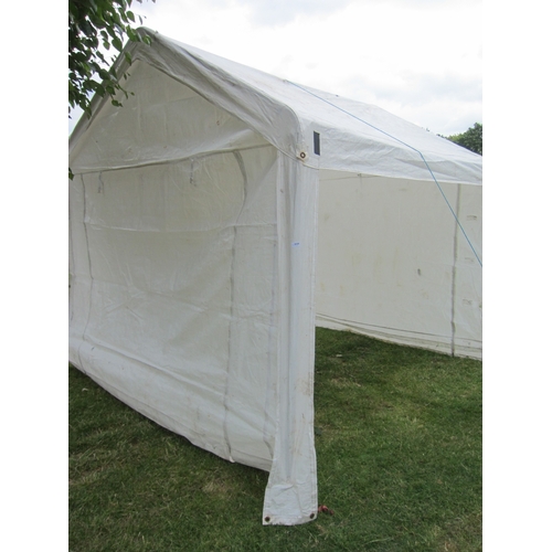 3538 - A marquee with side panels, approx. 25' x 13'