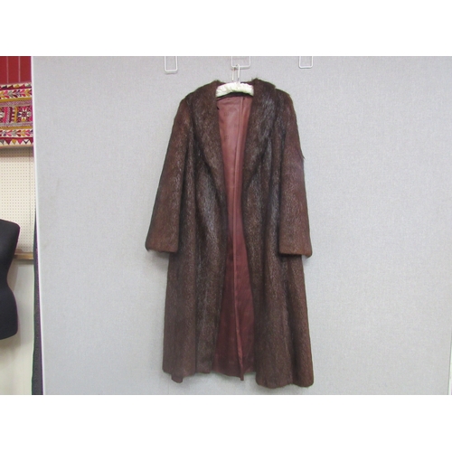 1037 - A mid-20th Century otter fur coat