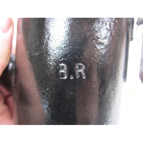 8186 - A BR oil pourer stamped to side, repainted