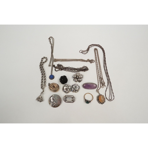 1285 - A box of silver brooches and necklaces etc