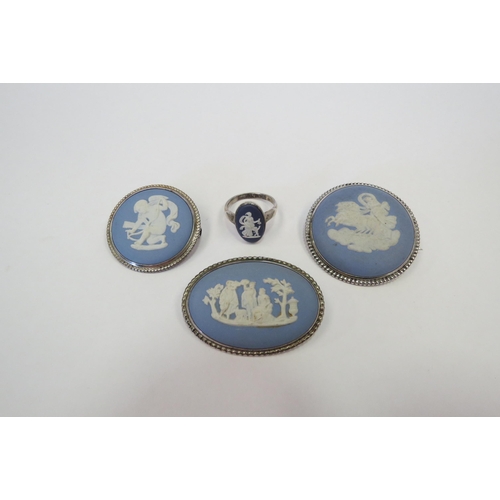 1297 - Four pieces of silver mounted Wedgwood Jasperware jewellery