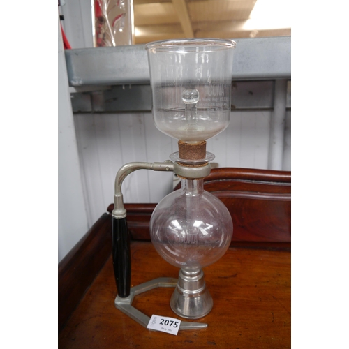 2075 - An Art Deco coffee perculator with burner