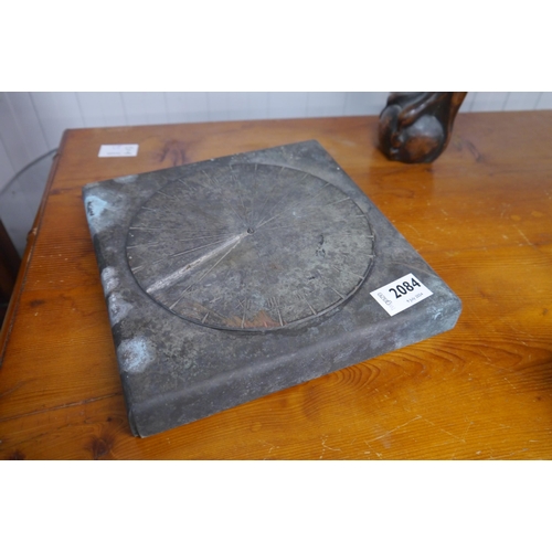 2084 - A weathered bronze and copper revolving sundial top, no gnomen 22cm square   (C)