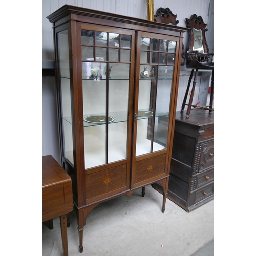 2155 - An Edwardian mahogany display cabinet   (R) £200