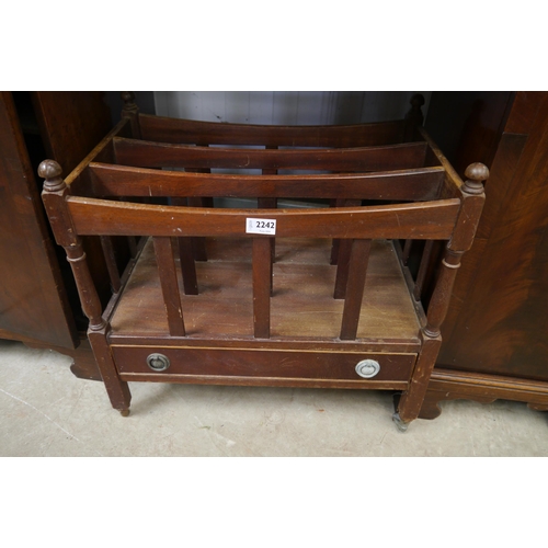 2242 - An oak magazine rack