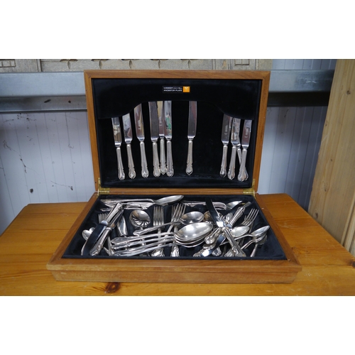 2306 - A canteen of plated Webber & Hill cutlery