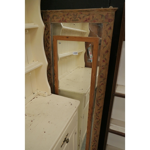 2330 - A selection of mirrors   (E) £20-30