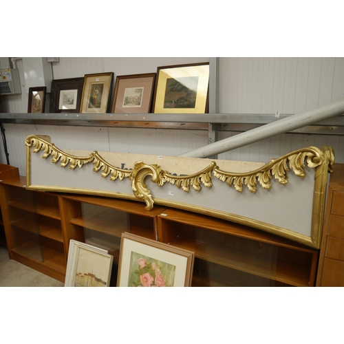 2420 - A concave gilt painted 6' Pelmet  (R) £0 with other lots