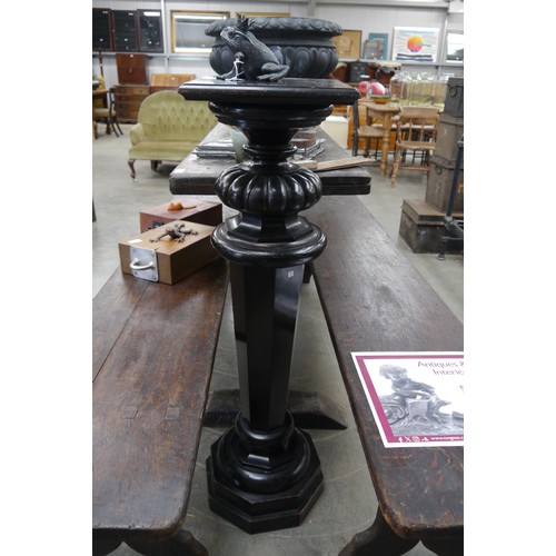 2020 - A Victorian ebonised pedestal   (R) £140