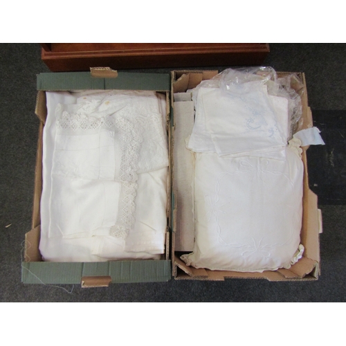 1470 - Two boxes of various linen and fabric