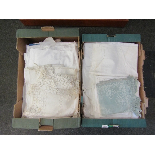 1471 - Two boxes of various linen and fabric