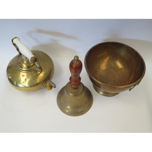 1096 - Mixed brass and copper items comprising a ceramic-handled kettle, hand-bell with wooden handle (clap... 