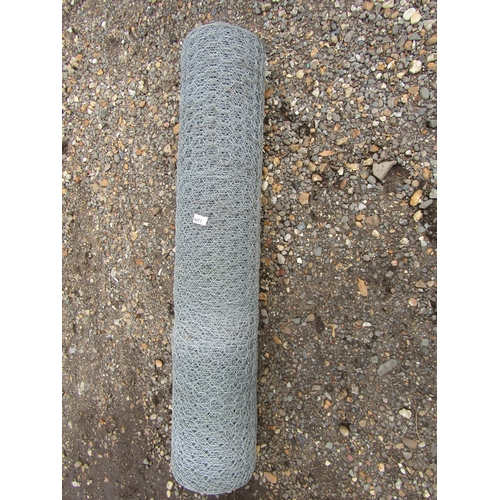 3399 - A roll of galvanised chicken wire