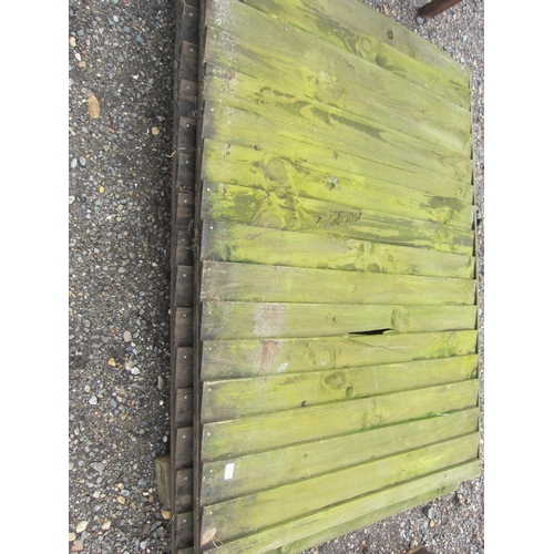 3514 - Three closeboard fence panels