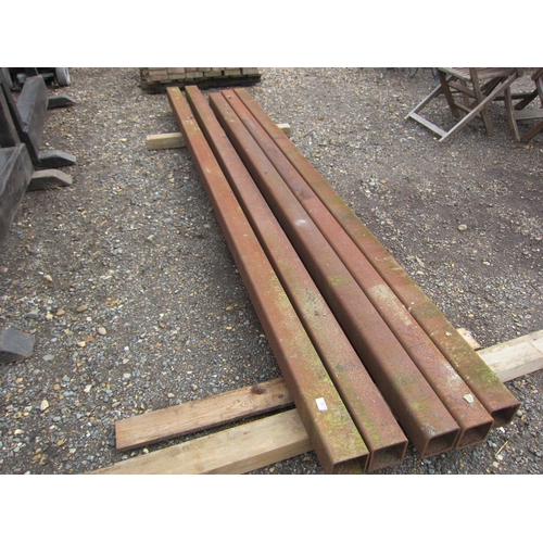 3517 - Five box steel posts