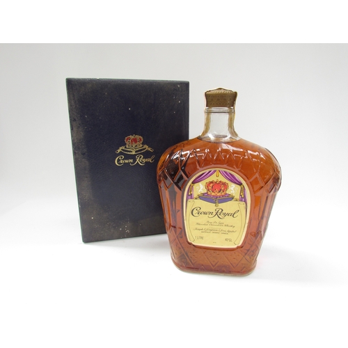 9011 - Crown Royal Fine Deluxe Blended Canadian Whisky, Canada