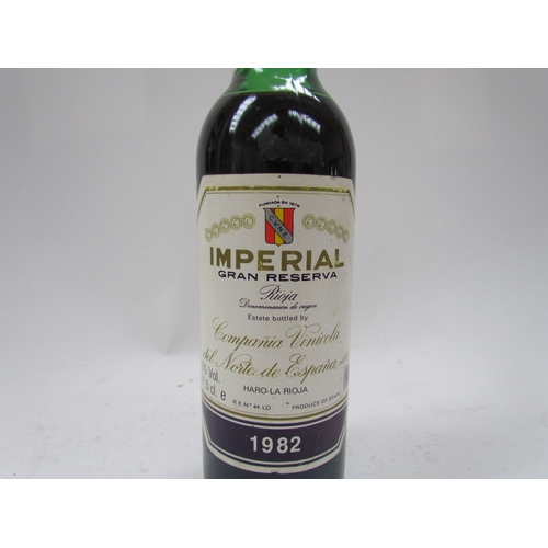 9056 - 1982 CVNE 'Imperial' Gran Reserva, Rioja DOCa, Spain, 37.5cl  (R)  £40