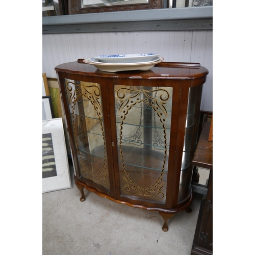 2382 - A 1920/30's walnut display cabinet