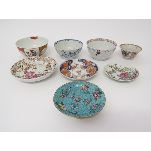 6031A - 19th Century Oriental tea bowls and saucers